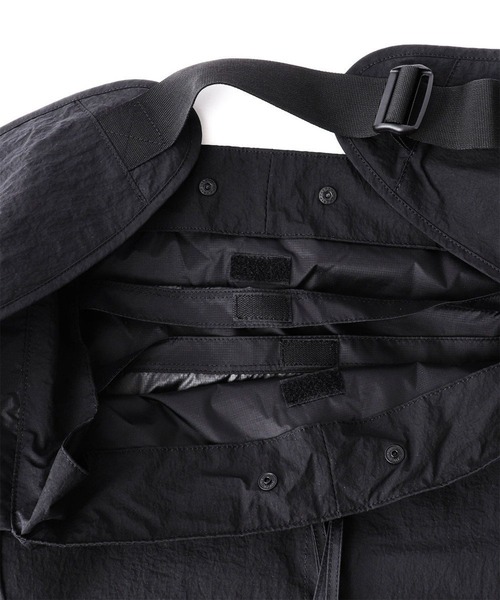 BAICYCLON by Bagjack（バイシクロン バイ バグジャック）の「【BAICYCLON by bagjack】BIG SHOULDER BAG（OXFORD HEAVY WASHER）（ショルダーバッグ・メンズ・ブラック・FREE）」の2枚目の写真