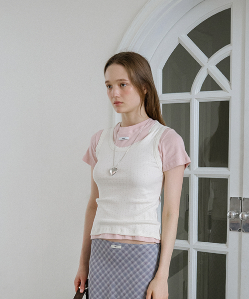 LETERIE(レテリー)の「BASIC FLOWER SLEEVELESS_IVORY(Tシャツ/カットソー・レディース・アイボリー・FREE)」の4枚目の写真