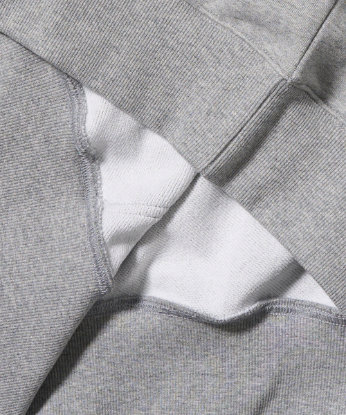 AECA（エイカ）の「AECA ARCH FELT SWEAT SHIRTS-GREY（スウェット・レディース・その他・SMALL/MEDIUM/LARGE/X-LARGE）」の7枚目の写真