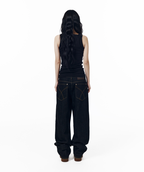 AAKAM（アーカム）の「Oblique Button Denim Pants (Black)（デニムパンツ・レディース・その他・1/2）」の6枚目の写真