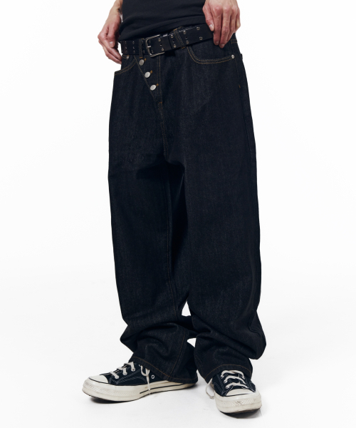 AAKAM（アーカム）の「Oblique Button Denim Pants (Black)（デニムパンツ・レディース・その他・1/2）」の14枚目の写真