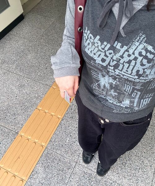 AAKAM（アーカム）の「Oblique Button Denim Pants (Black)（デニムパンツ・レディース・その他・1/2）」の16枚目の写真