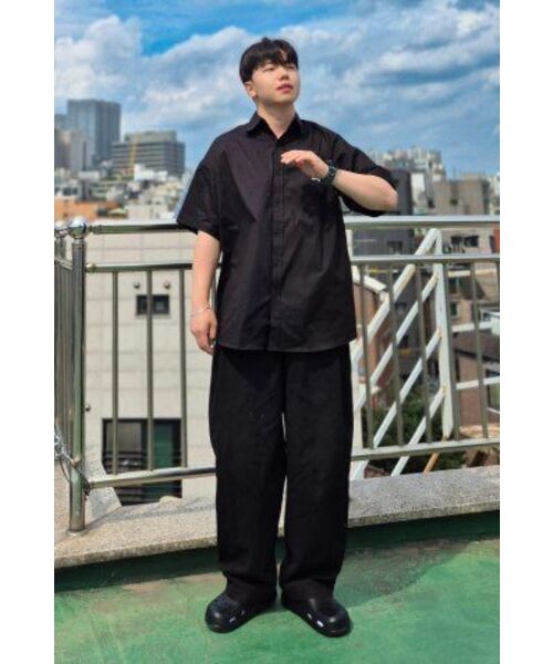 GRAVER（グレーバー）の「[ユニセックス]スモールクラウドベアスマイルオーバーサイズ半袖シャツ_ブラック（シャツ/ブラウス・レディース・ブラック・MEDIUM/LARGE）」の6枚目の写真