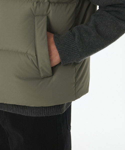 MUSINSA STANDARD（ムシンサスタンダード）の「ダウンプファーパディングベスト [カーキ]（ダウンベスト・メンズ・その他・MEDIUM/LARGE/X-LARGE/XX-LARGE）」の3枚目の写真