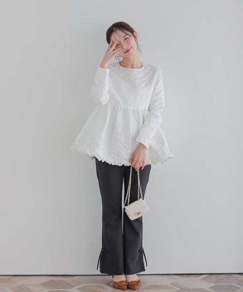 Fit more(フィットモア)の「フラワージャガード裾フリルトップス(その他トップス・レディース・グレー/ホワイト/ピンク・FREE)」の12枚目の写真