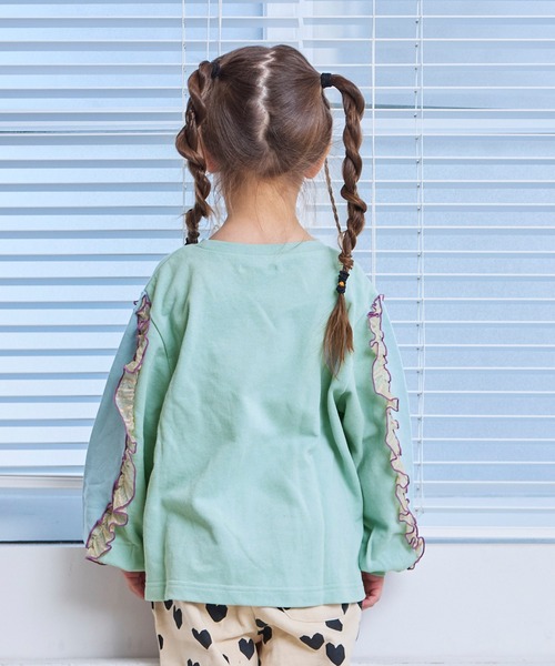 MARKEY'S(マーキーズ)の「ウラケショルダーフリルトレーナー(スウェット・キッズ・チャコール/ホワイト系その他/ライトブルー・80/90/100/110/120/130/140/150)」の6枚目の写真