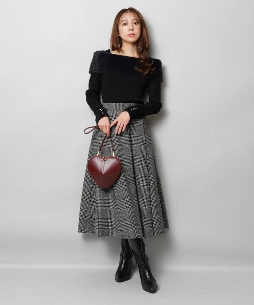 JUSGLITTY(ジャスグリッティー)の「フレアミディスカート(スカート・レディース・ブラックミックス・0/1/2)」の6枚目の写真