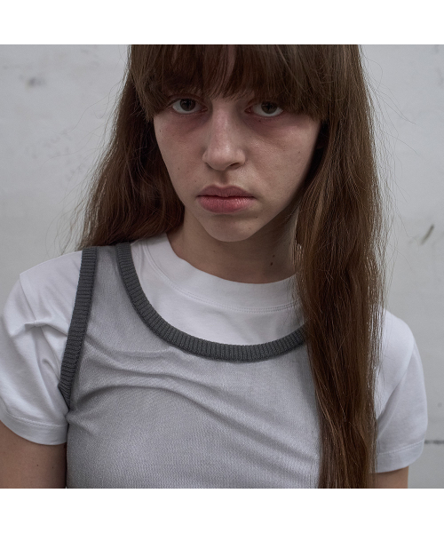LCDC TM(エルシーディーシーティーエム)の「SHEER FRILL KNIT TOP (GREY)(ニット/セーター・レディース・ライトグレー・SMALL)」の7枚目の写真