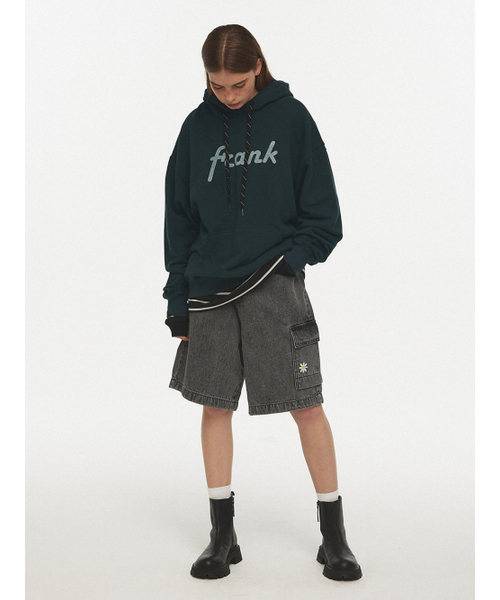 RMRN（アルエームアルエヌ）の「RELAXED DENIM SHORTS（その他パンツ・レディース・チャコールグレー・1/2）」の2枚目の写真