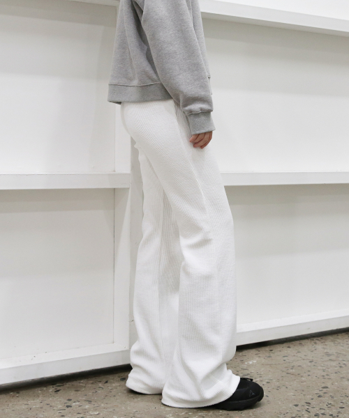 LEVAR(レバー)の「Layered Corduroy Jersy Pants - Off White(その他パンツ・レディース・その他・SHORT/LONG)」の2枚目の写真