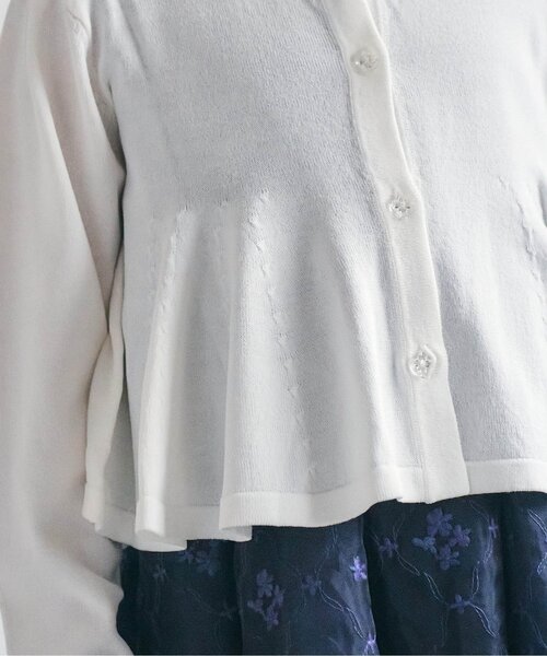 apres les cours（アプレレクール）の「ペプラムカーディガン_ジュニア対応（カーディガン/ボレロ・キッズ・ラベンダー/オフホワイト・100/110/90/140/130/120/80）」の6枚目の写真