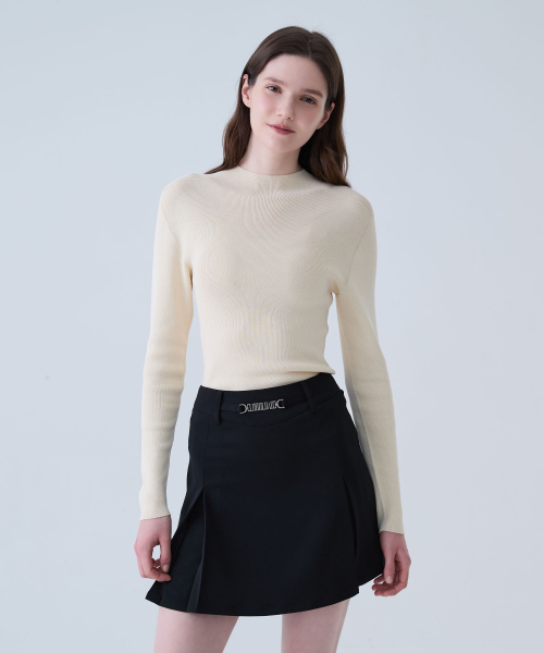 LORDLOAR(ロードロアル)の「メタルロゴ Hライン プリーツスカート BLACK(スカート・レディース・その他・SMALL/MEDIUM/LARGE/X-SMALL)」の3枚目の写真