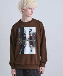 tk.TAKEO KIKUCHI（ティーケータケオキクチ）の「アーバングラフィックブラシ刺繍長袖Tシャツ（Tシャツ/カットソー）」