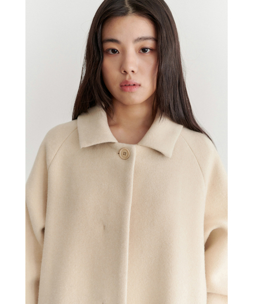 Yuje（ユジェ）の「ANGORA RAGLAN COAT (2color)（チェスターコート・レディース・ブラック/Cream・FREE）」の3枚目の写真