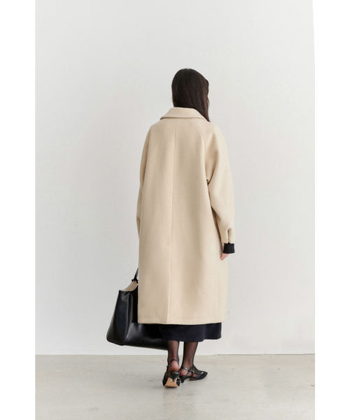 Yuje（ユジェ）の「ANGORA RAGLAN COAT (2color)（チェスターコート・レディース・ブラック/Cream・FREE）」の7枚目の写真