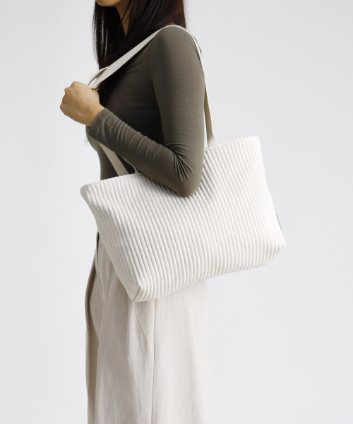 GREEN STUFF(グリーンスタッフ)の「boat string bag 66 corduroy canvas - ivory M(エコバッグ/サブバッグ・レディース・その他・FREE)」の9枚目の写真