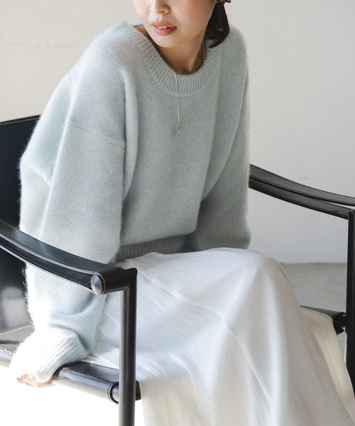 Noble(ノーブル)の「《追加》YAKクルーネックプルオーバー2(ニット/セーター・レディース・ホワイト系その他/ライトグリーン/ピンク/モカ・FREE)」の3枚目の写真