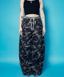 【WOMENS】Camouflage baggy pants