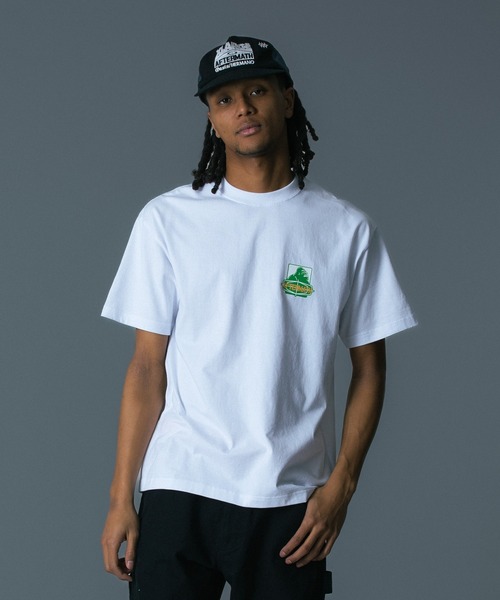 AFTERMATH(アフターマス)の「XLARGE×AFTERMATH S/S TEE(Tシャツ/カットソー・メンズ・ホワイト/ブラック・XL/L/M/S)」の6枚目の写真