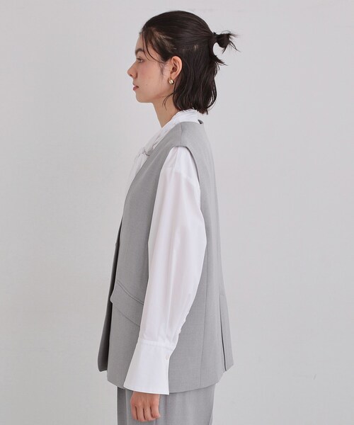 THE SHOP TK （ザ ショップ ティーケー ）の「【お仕事にもカジュアルにも】CAVIAN ジレ/セットアップ可（ベスト・レディース・ブラック/グレー/ライトベージュ・12/13）」の6枚目の写真