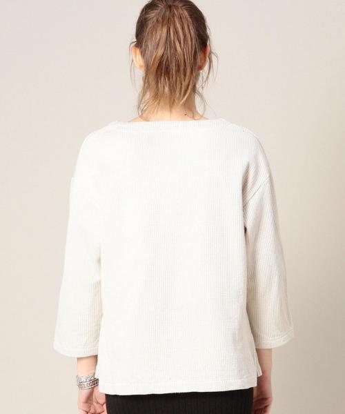 BEAUTY&YOUTH UNITED ARROWS(ビューティーアンドユースユナイテッドアローズ)の「BY ローゲージチュニック◆(Tシャツ/カットソー・レディース・ホワイト/ナチュラル/ネイビー・FREE)」の4枚目の写真