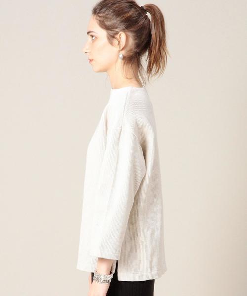 BEAUTY&YOUTH UNITED ARROWS(ビューティーアンドユースユナイテッドアローズ)の「BY ローゲージチュニック◆(Tシャツ/カットソー・レディース・ホワイト/ナチュラル/ネイビー・FREE)」の6枚目の写真