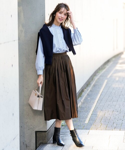 ANY SIS（エニィスィス）の「フリルスタンド シャツ（シャツ/ブラウス・レディース・ホワイト系/スカイブルー系1/ライトイエロー系1・X-LARGE）」の5枚目の写真