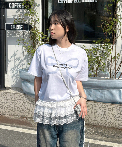 ROIDESROIS(ロワデロワ)の「リボンプリントオーバーサイズ半袖Tシャツ(ホワイト)(Tシャツ/カットソー・レディース・その他・S/M/L/2XL/XL)」の1枚目の写真