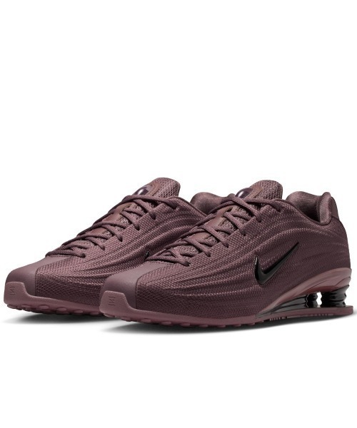 NIKE(ナイキ)の「NIKE Shox Z(ナイキ ウィメンズ ショックス Z)(スニーカー・レディース・ブラック系/ブラウン系・23cm/23.5cm/24cm/24.5cm/25cm/28.5cm/28cm/29cm/26cm/26.5cm/27.5cm/27cm/25.5cm)」の2枚目の写真