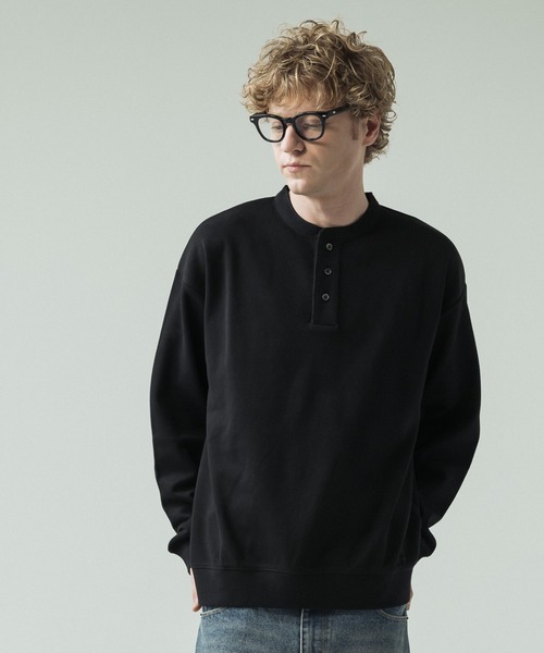 SLICK(スリック)の「【SLICK/スリック】Double Air Moss Stitch Henley Neck/ダブルエアー鹿の子ヘンリーネックプルオーバー(Tシャツ/カットソー・メンズ・ブラック/グレー/グレイッシュベージュ・1/2/3)」の2枚目の写真