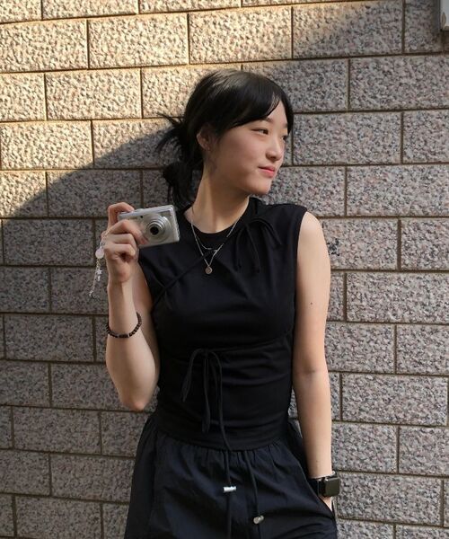 DANGLEDROP（ダングルドロップ）の「DGDPストリングシャーリングリボンショートスリーブクロップナッシュホワイト（Tシャツ/カットソー・レディース・その他・FREE）」の13枚目の写真