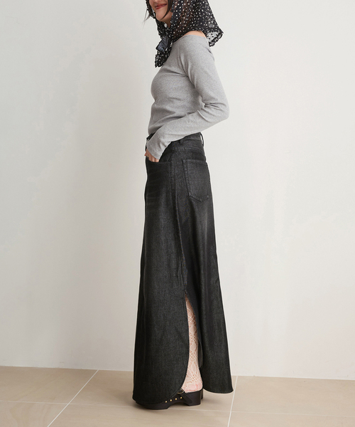 IENA LA BOUCLE（イエナラブークル）の「IENA LA BOUCLE コンパクトベアボートネックカット（Tシャツ/カットソー・レディース・ブラック/グレー/ホワイト・FREE）」の13枚目の写真