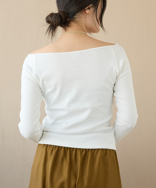 IENA LA BOUCLE（イエナラブークル）の「IENA LA BOUCLE コンパクトベアボートネックカット（Tシャツ/カットソー・レディース・ブラック/グレー/ホワイト・FREE）」の18枚目の写真