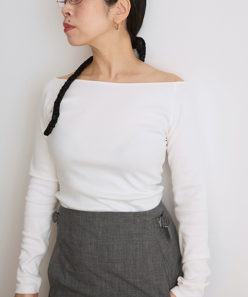 IENA LA BOUCLE（イエナラブークル）の「IENA LA BOUCLE コンパクトベアボートネックカット（Tシャツ/カットソー・レディース・ブラック/グレー/ホワイト・FREE）」の20枚目の写真