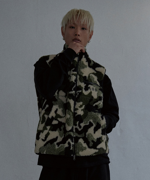 TONY LAWRENCE(トニーローレンス)の「カモフラージュフリースシェルパベスト(ベスト・レディース・その他・LARGE/MEDIUM/SMALL)」の4枚目の写真