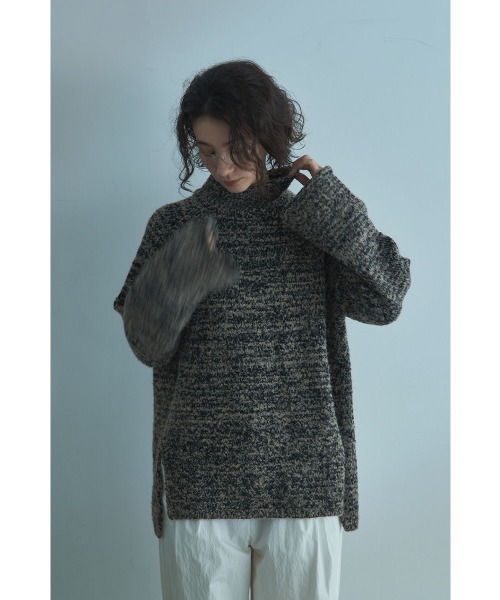 marjour（マージュール）の「MELANGE BOTTLE NECK KNIT（ニット/セーター・レディース・モカ・M）」の20枚目の写真