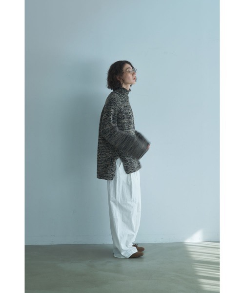 marjour（マージュール）の「MELANGE BOTTLE NECK KNIT（ニット/セーター・レディース・モカ・M）」の14枚目の写真