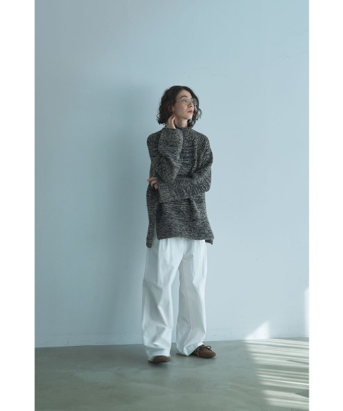 marjour（マージュール）の「MELANGE BOTTLE NECK KNIT（ニット/セーター・レディース・モカ・M）」の17枚目の写真