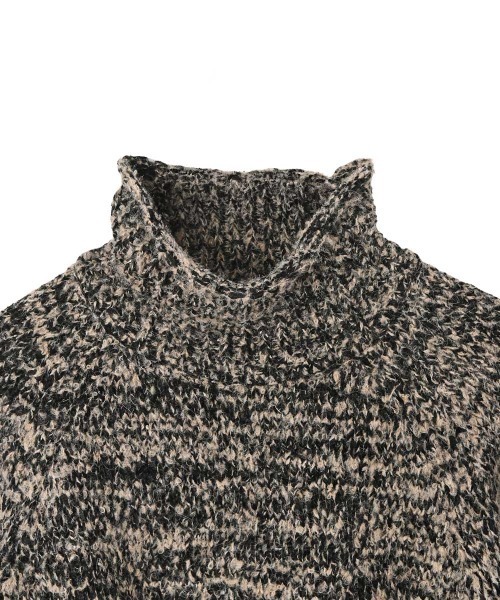 marjour（マージュール）の「MELANGE BOTTLE NECK KNIT（ニット/セーター・レディース・モカ・M）」の8枚目の写真