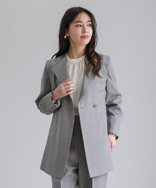 White Collection(ホワイトコレクション)の「【 コーデ自在 】 ライトモククロス・2WAYダブルジャケット(テーラードジャケット・レディース・グレイッシュベージュ/グレー/ネイビー・L/M/S)」の1枚目の写真