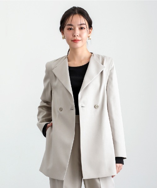 White Collection(ホワイトコレクション)の「【 コーデ自在 】 ライトモククロス・2WAYダブルジャケット(テーラードジャケット・レディース・グレイッシュベージュ/グレー/ネイビー・L/M/S)」の3枚目の写真