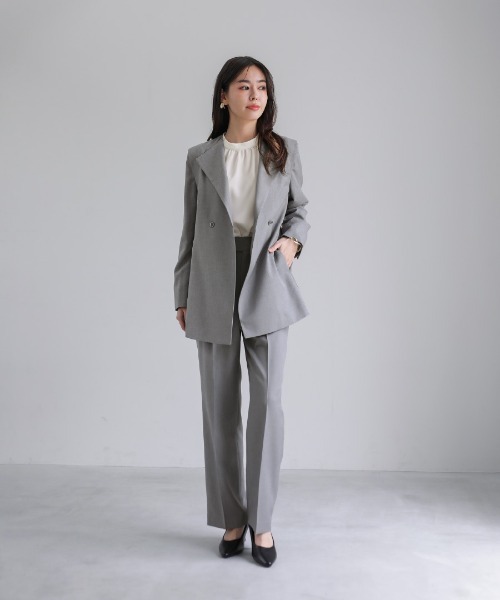 White Collection(ホワイトコレクション)の「【 コーデ自在 】 ライトモククロス・2WAYダブルジャケット(テーラードジャケット・レディース・グレイッシュベージュ/グレー/ネイビー・L/M/S)」の17枚目の写真