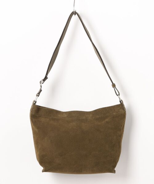 A.P.C.（アーペーセー）の「BESACE MAIKO（ショルダーバッグ・レディース・カーキ・ONESIZE）」の2枚目の写真