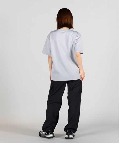 UNDER ARMOUR(アンダーアーマー)の「UAポケット ショートスリーブ Tシャツ(ライフスタイル/メンズ)(Tシャツ/カットソー・メンズ・グレー・L/2XL/M/S/XL/3XL)」の9枚目の写真
