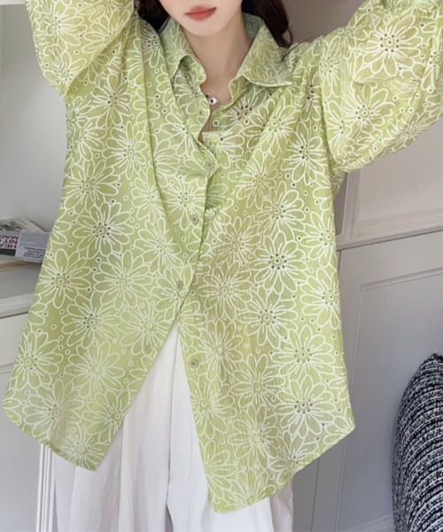 ReRe(リリ)の「フラワーデザイン刺繍シャツ(シャツ/ブラウス・レディース・ブラック/ブルー/グレー/グリーン/ピンク/ホワイト・FREE)」の16枚目の写真