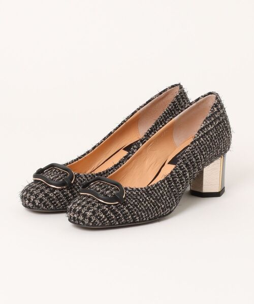LANVIN collection（ランバン コレクション）の「バックルモチーフスクエアトゥパンプススクエアトゥパンプス（パンプス・レディース・ブラック/ブラック系その他2/ベージュ・22.0cm/22.5cm/23.0cm/23.5cm/24.0cm/24.5cm）」の2枚目の写真