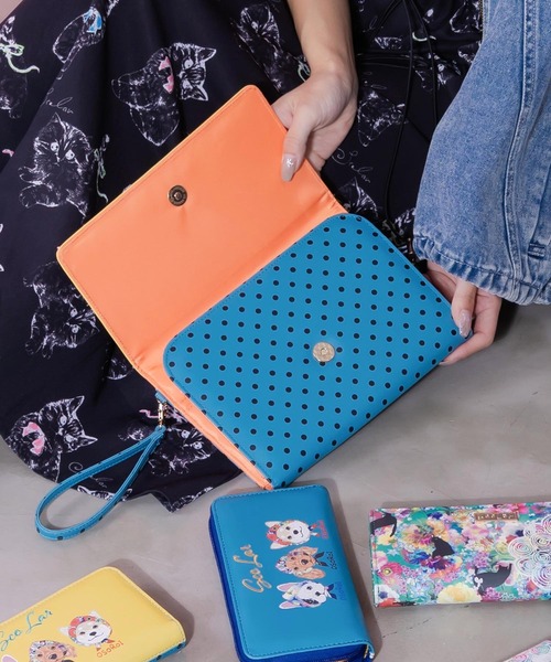 ScoLar(スカラー)の「SC81-21:頭巾わんちゃん×ドット柄 ロゴ刺繍入りマルチケース(財布・レディース・グリーン/イエロー・FREE)」の7枚目の写真