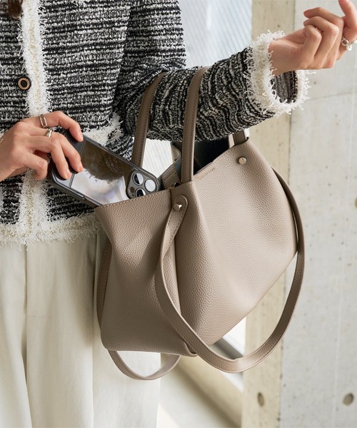 KOBE LETTUCE（コウベレタス）の「2wayハンドバッグ（ハンドバッグ・レディース・グレイッシュベージュ/ブラック・F）」の8枚目の写真