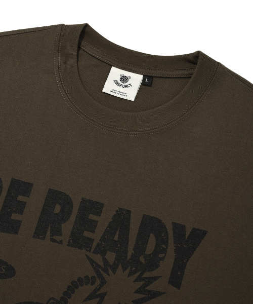 DYSFUNCT(ディスファンクト)の「BE READY T-SHIRT(KHAKI)(Tシャツ/カットソー・メンズ・その他・SMALL/MEDIUM/LARGE)」の3枚目の写真