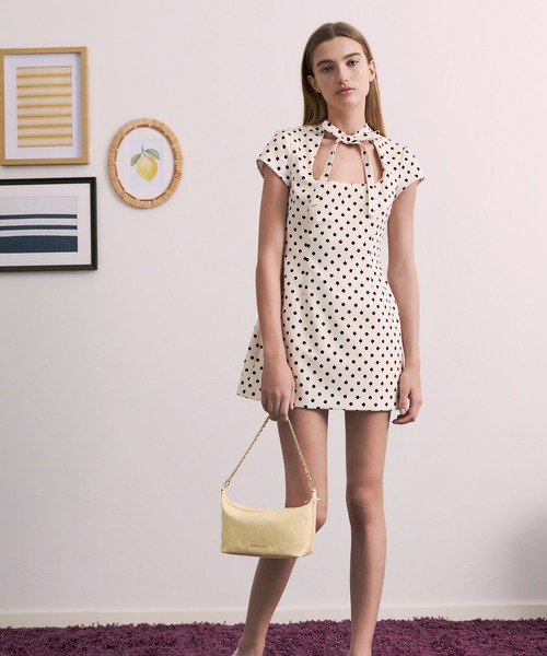 CHARLES & KEITH(チャールズ & キース)の「Duo ドゥオ キルティング ショルダーバッグ(ショルダーバッグ・レディース・ブラック/ピンク系その他3/ライトイエロー・S)」の2枚目の写真
